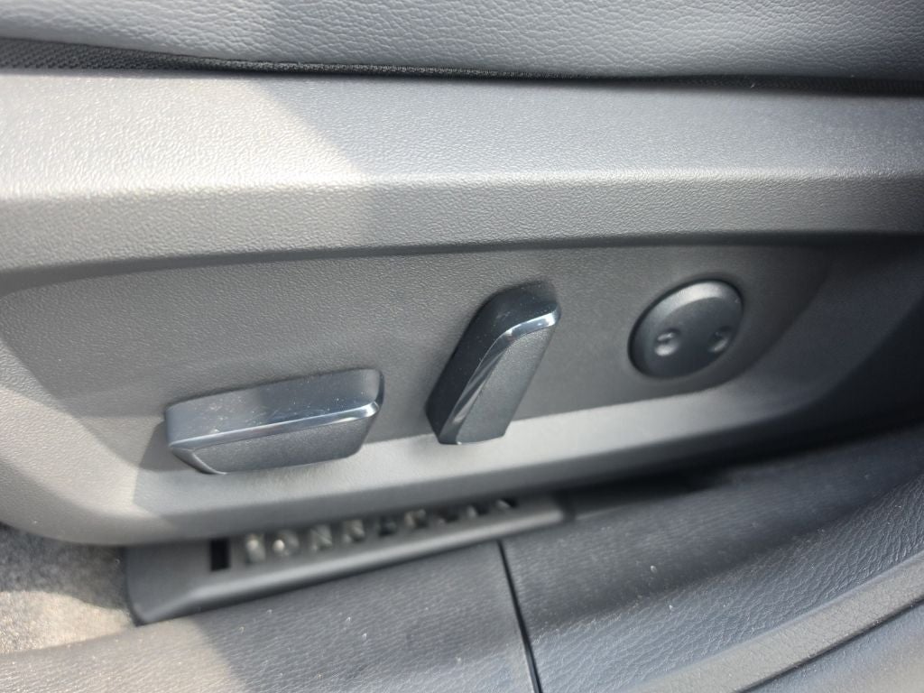 2026 Nissan Rogue Plug-In Hybrid Platinum
