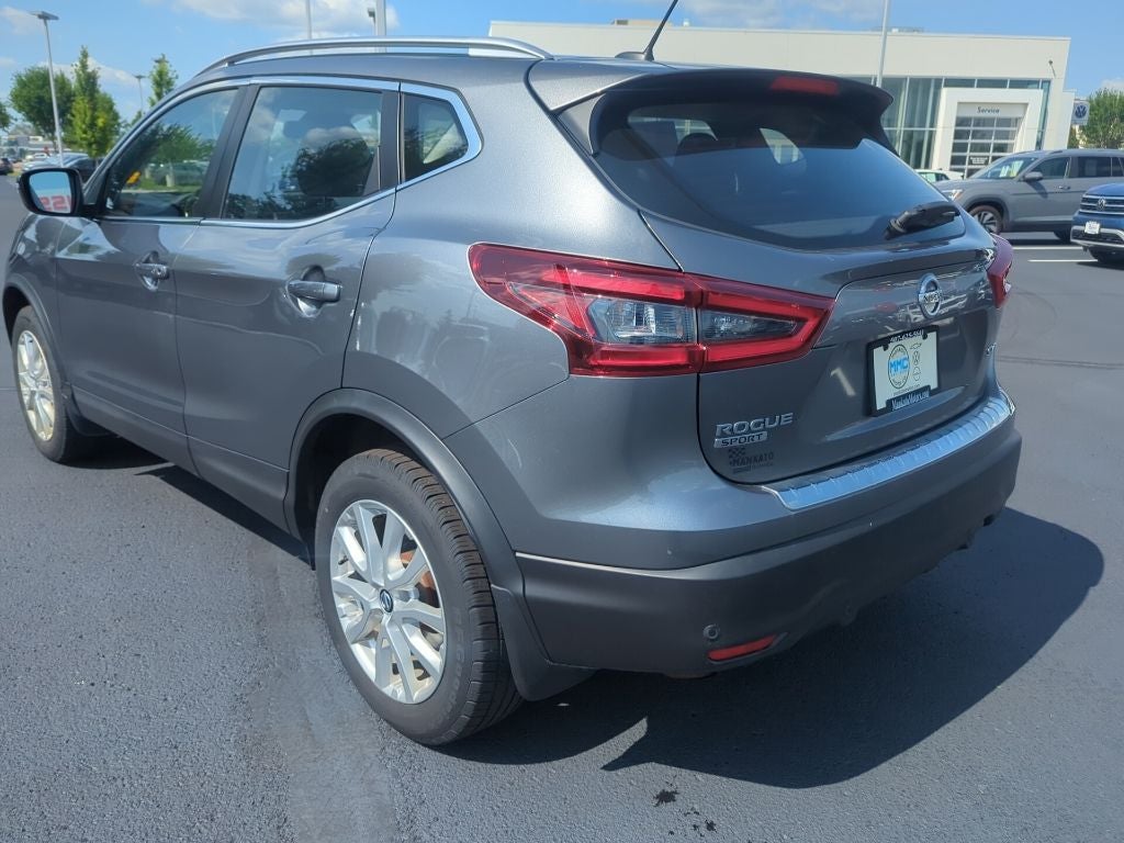 2022 Nissan Rogue Sport SV