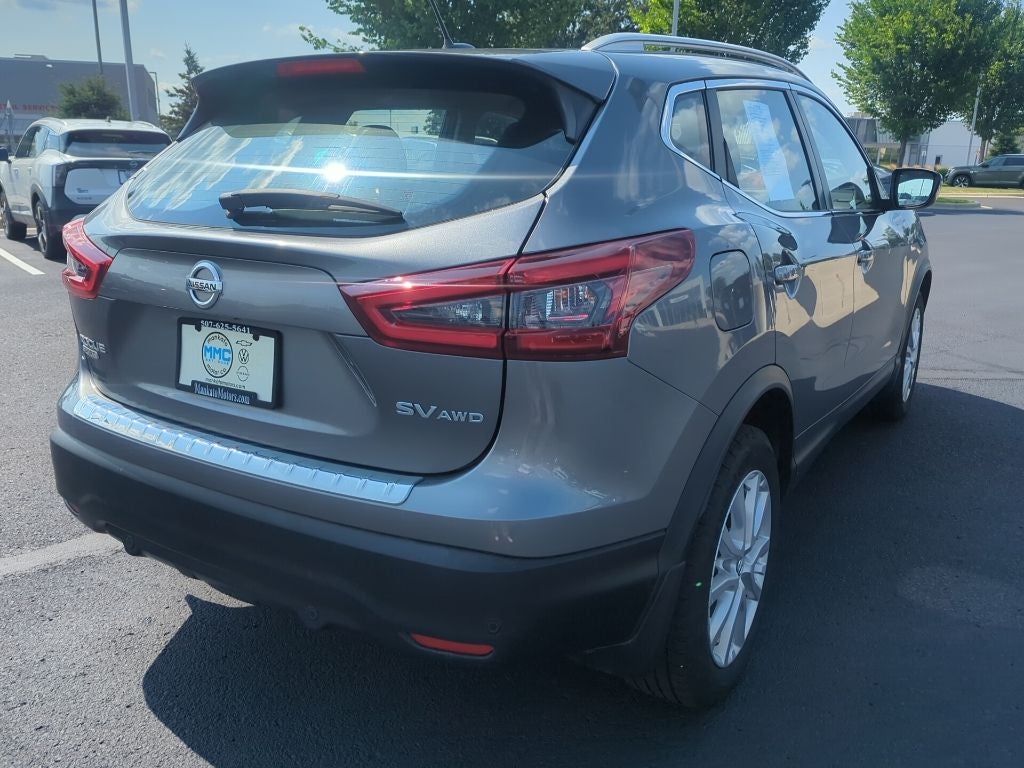 2022 Nissan Rogue Sport SV