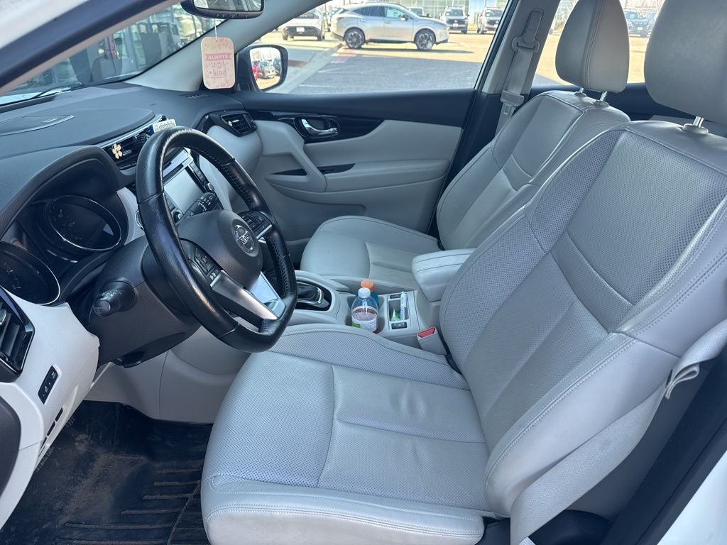 2021 Nissan Rogue Sport SL