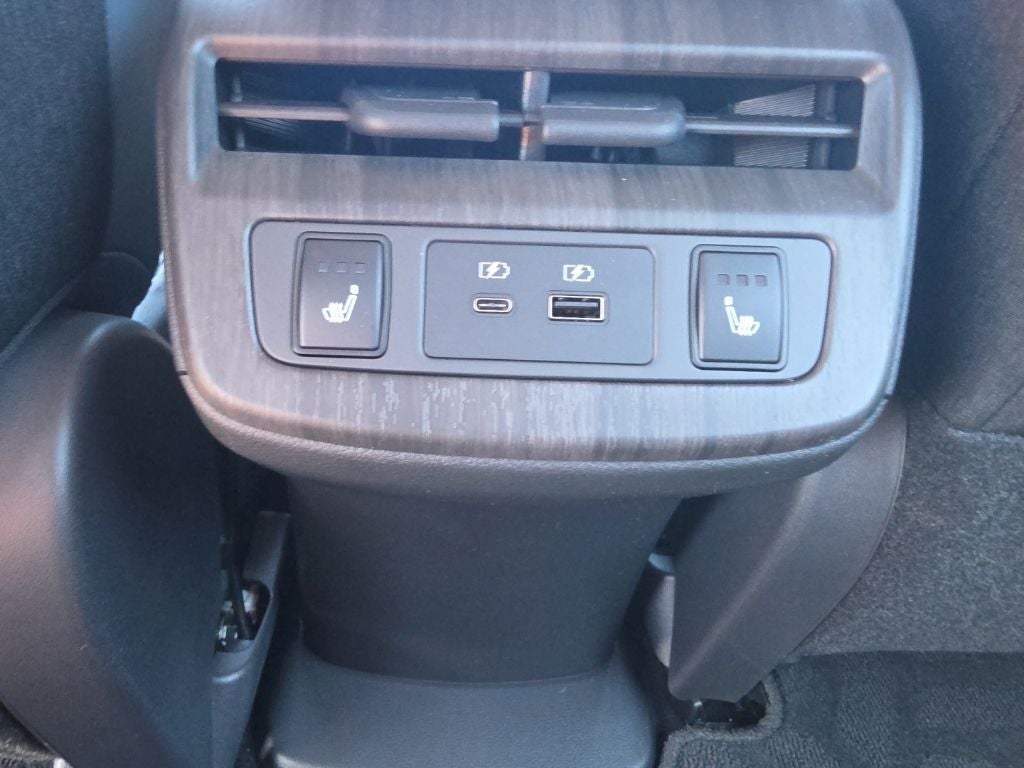 2024 Nissan Ariya PLATINUM+ e-4ORCE