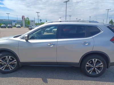 2020 Nissan Rogue SV