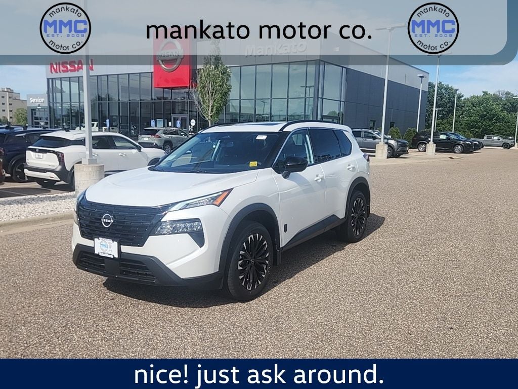 2026 Nissan Rogue Dark Armor