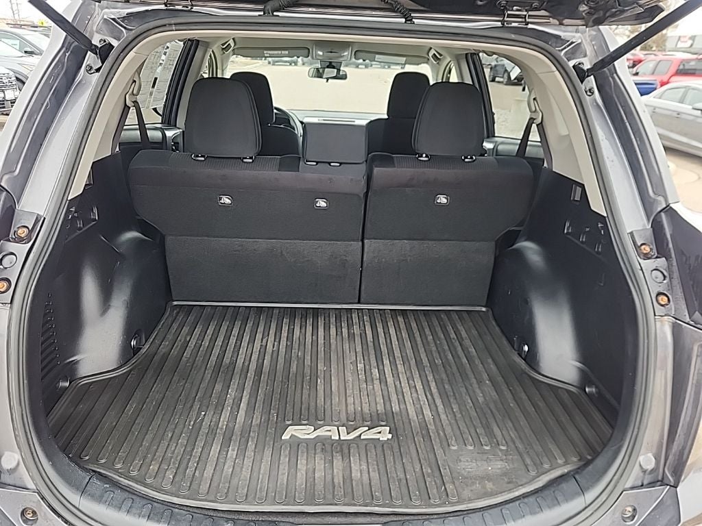 2017 Toyota RAV4 LE