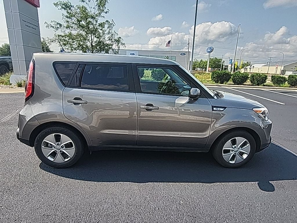 2016 Kia Soul Base
