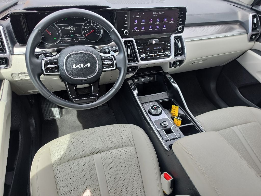 2023 Kia Sorento Hybrid EX