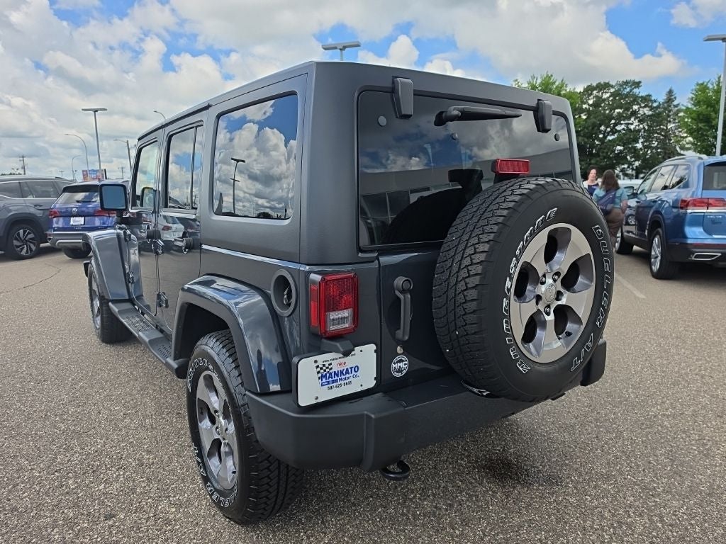 2016 Jeep Wrangler Unlimited Sahara