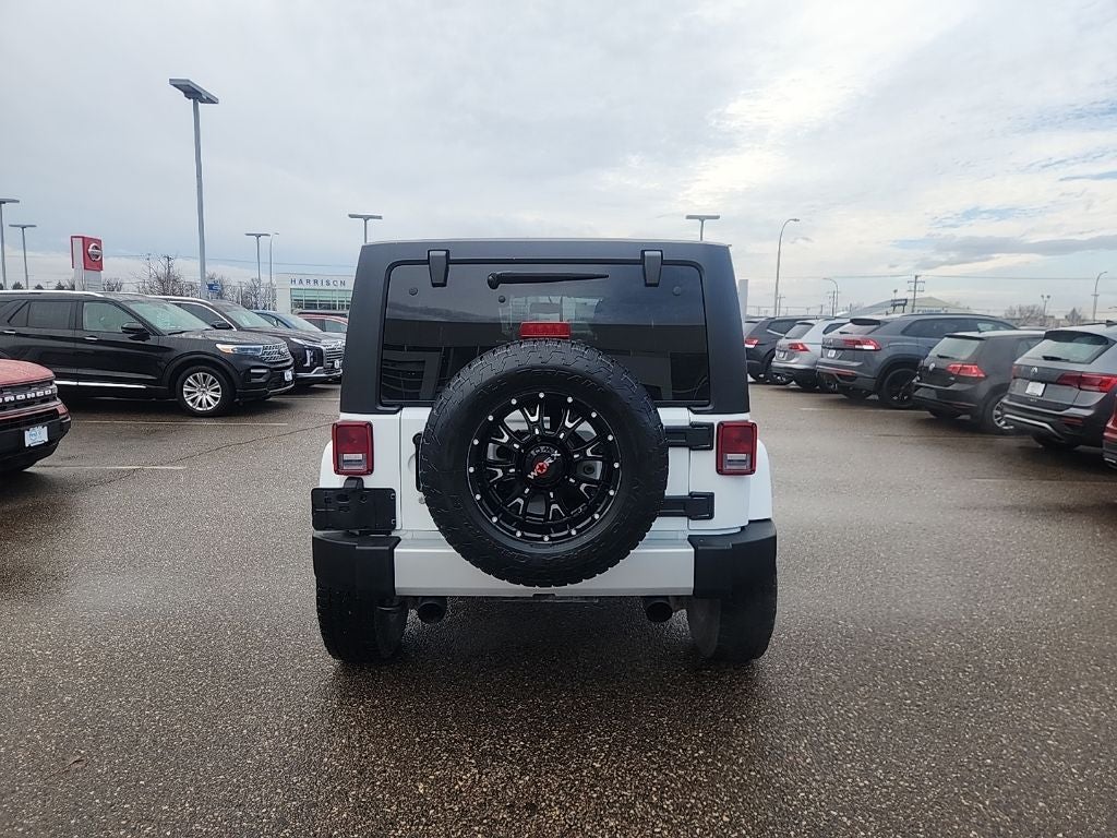 2013 Jeep Wrangler Unlimited Sahara