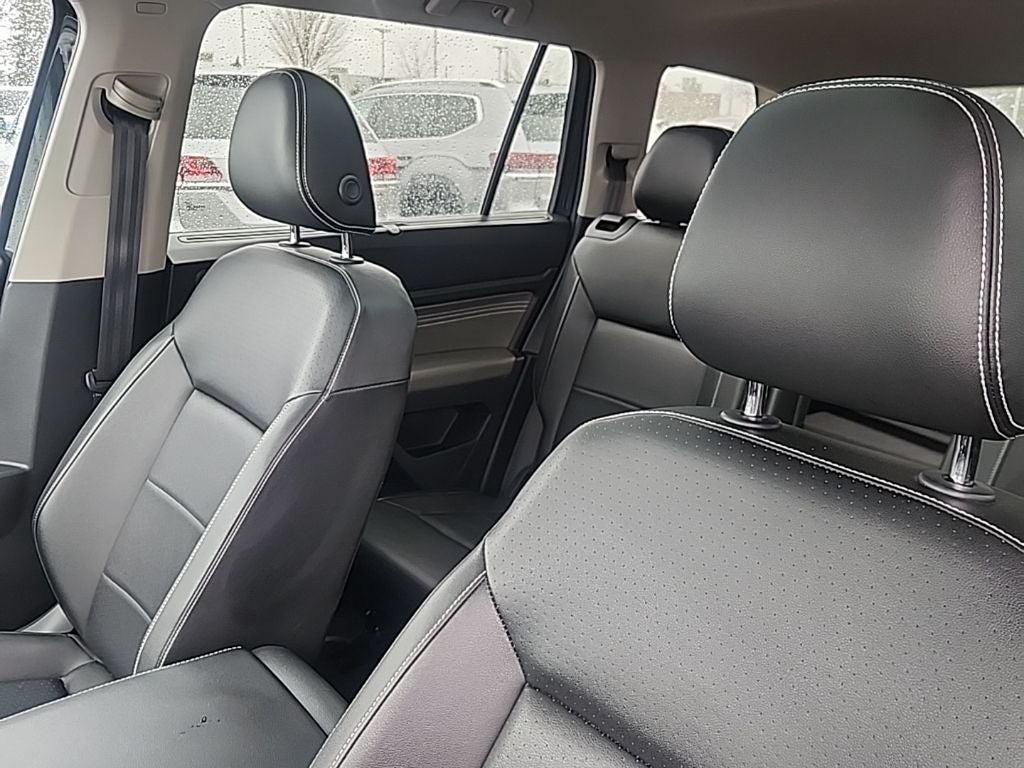 2022 Volkswagen Atlas 3.6L V6 SEL R-Line