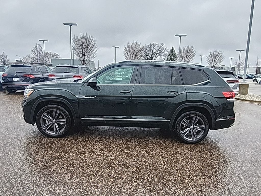 2022 Volkswagen Atlas 3.6L V6 SEL R-Line