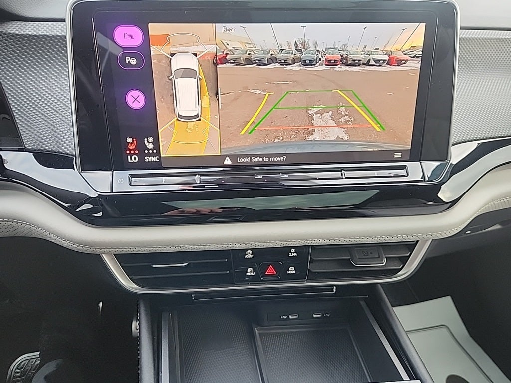 2024 Volkswagen Atlas Cross Sport 2.0T SEL Premium R-Line