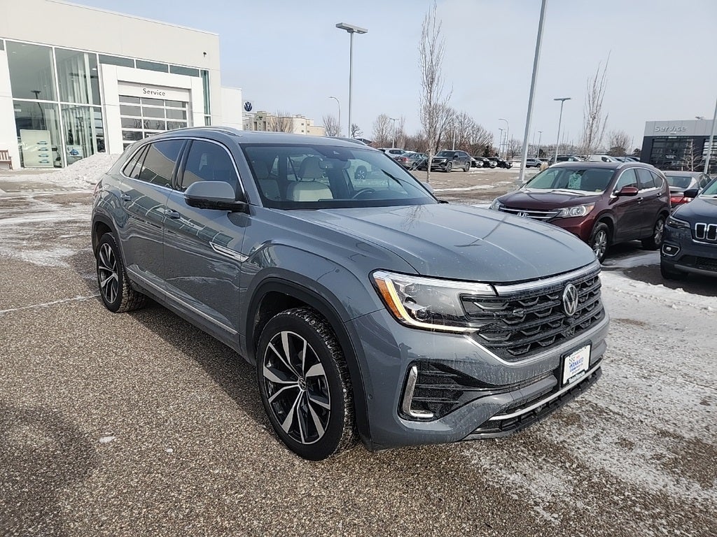 2024 Volkswagen Atlas Cross Sport 2.0T SEL Premium R-Line