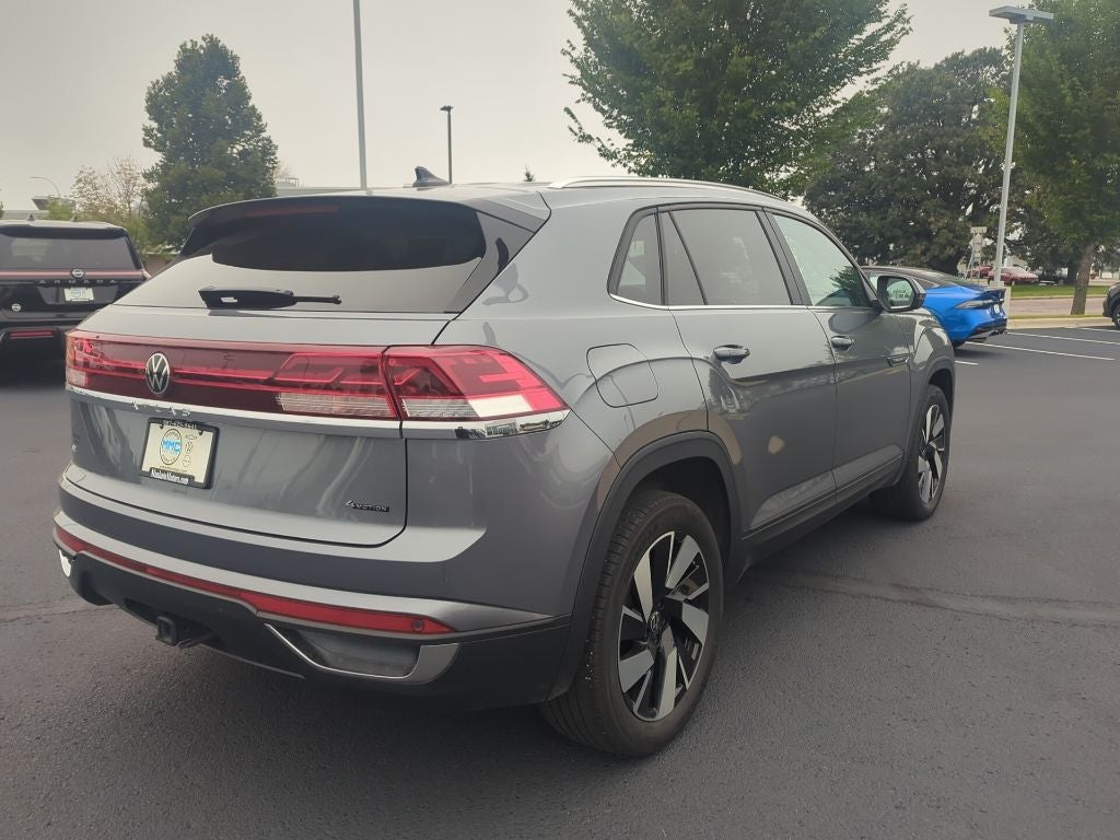 2024 Volkswagen Atlas Cross Sport 2.0T SE w/Technology