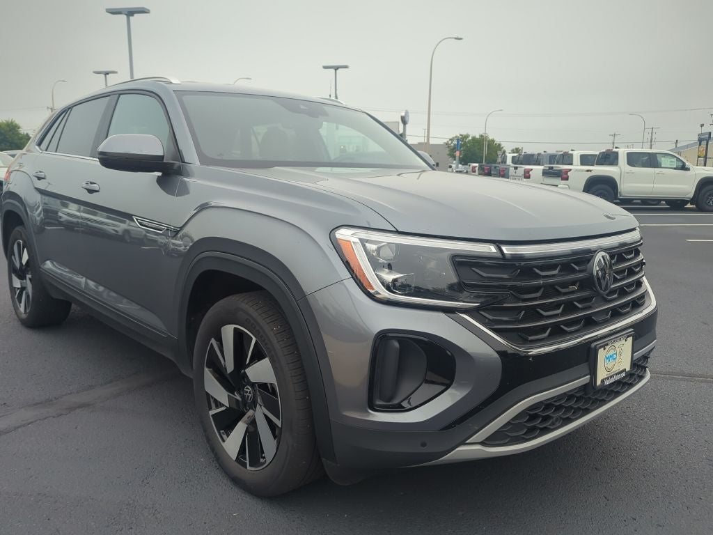 2024 Volkswagen Atlas Cross Sport 2.0T SE w/Technology