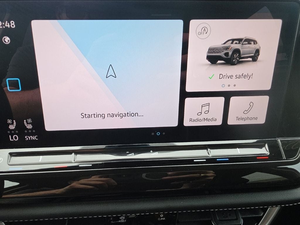 2025 Volkswagen Atlas 2.0T SE w/Technology