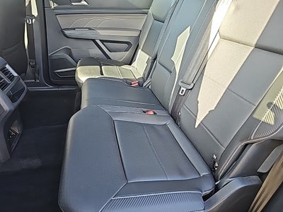 2023 Volkswagen Atlas Cross Sport 2.0T SEL R-Line