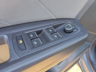 2023 Volkswagen Atlas Cross Sport 2.0T SEL R-Line