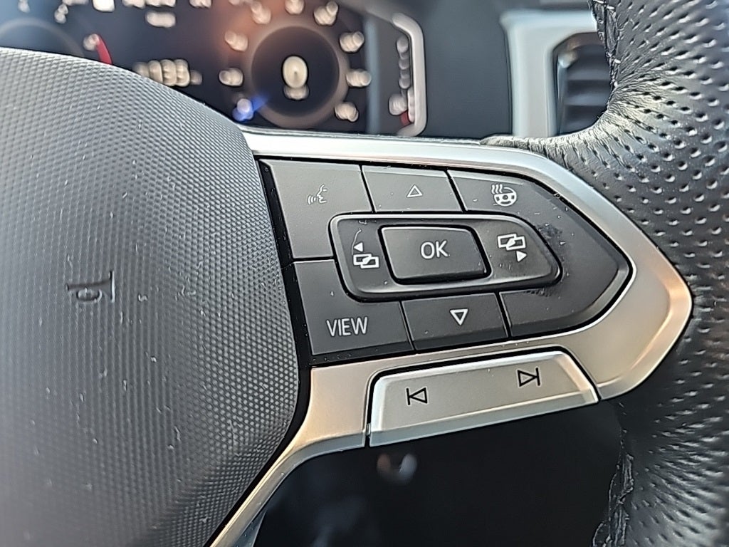 2023 Volkswagen Atlas Cross Sport 2.0T SEL R-Line