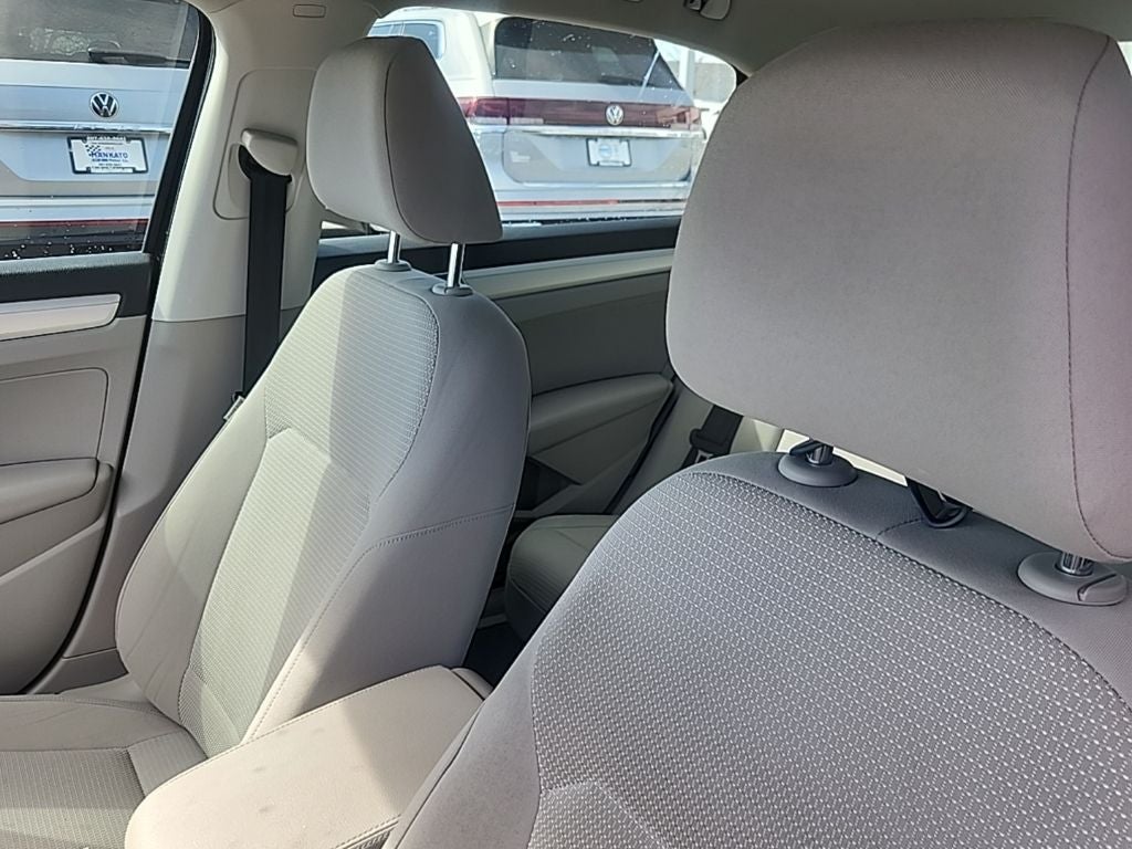 2016 Volkswagen Passat 1.8T S