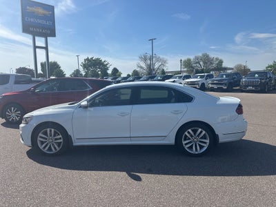 2017 Volkswagen Passat SEL Premium