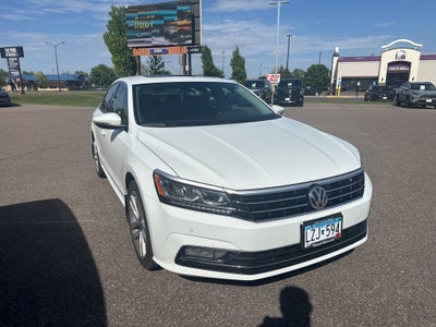 2017 Volkswagen Passat SEL Premium