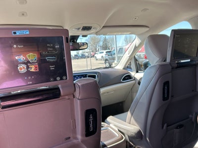 2018 Chrysler Pacifica Touring L Plus