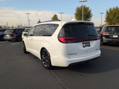 2022 Chrysler Pacifica Limited