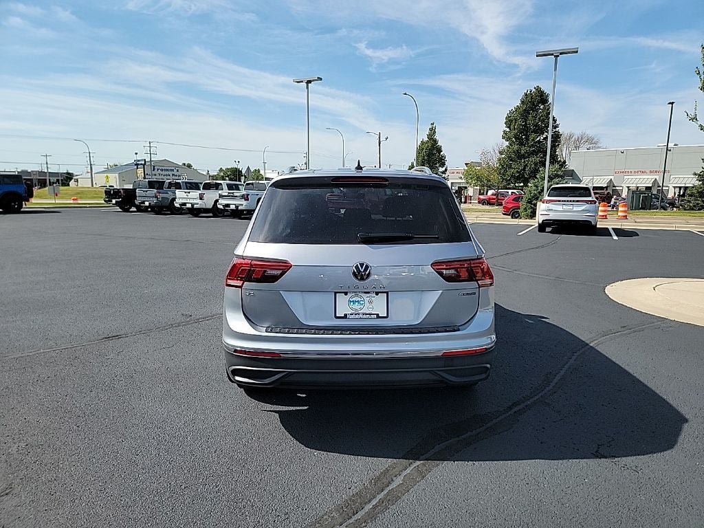 2024 Volkswagen Tiguan 2.0T SE