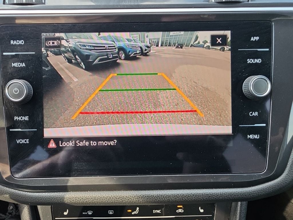 2024 Volkswagen Tiguan 2.0T SE