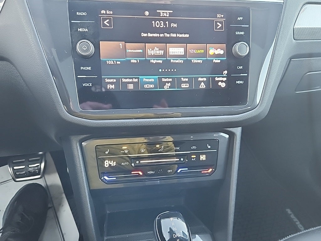 2024 Volkswagen Tiguan 2.0T SE R-Line Black