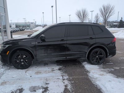 2023 Volkswagen Tiguan 2.0T SE R-Line Black