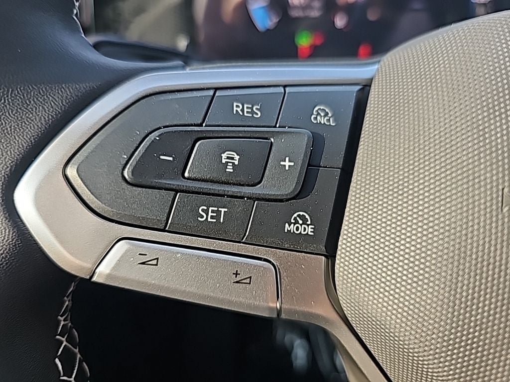 2025 Volkswagen Tiguan 2.0T S