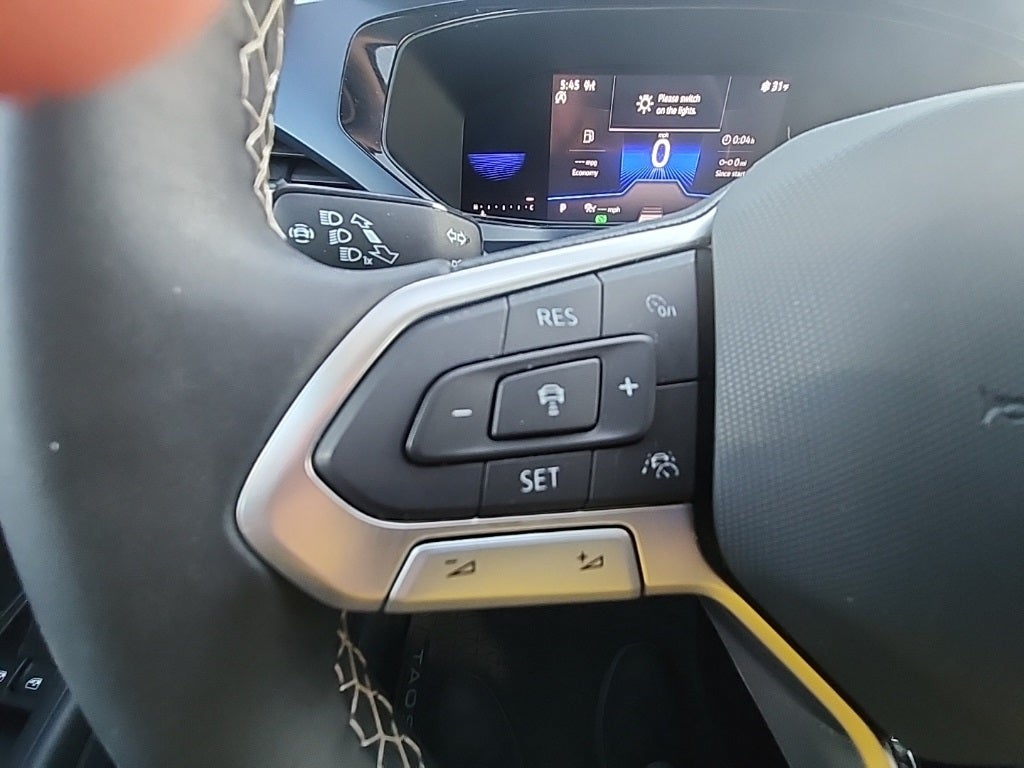 2023 Volkswagen Taos 1.5T SE