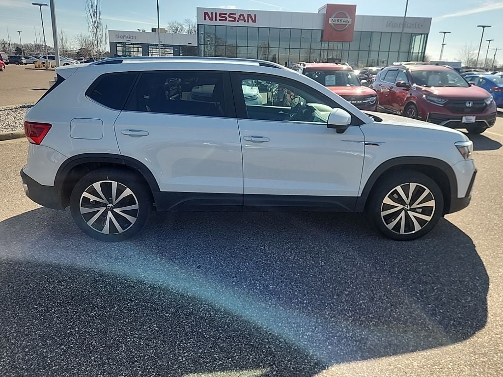 2023 Volkswagen Taos 1.5T SE