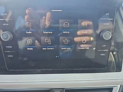 2025 Volkswagen Taos 1.5T SE