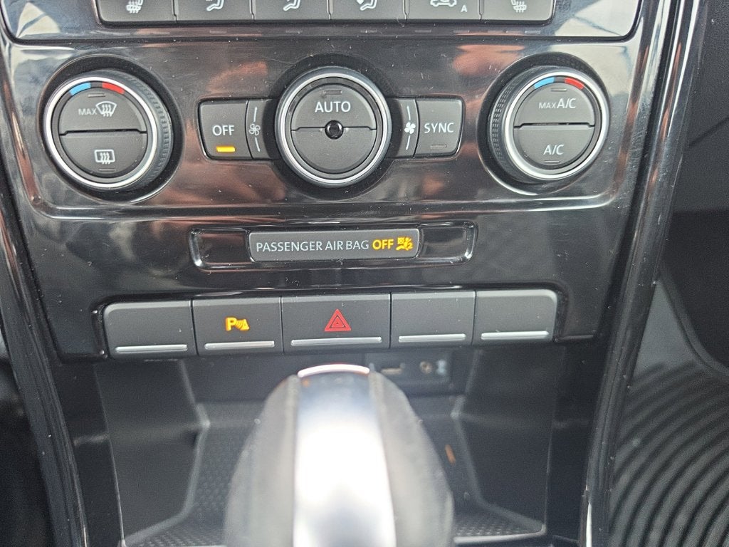 2019 Volkswagen Beetle Convertible 2.0T Final Edition SEL