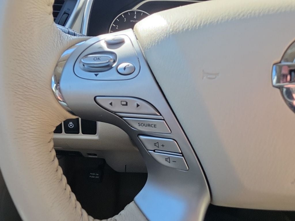 2015 Nissan Murano SV