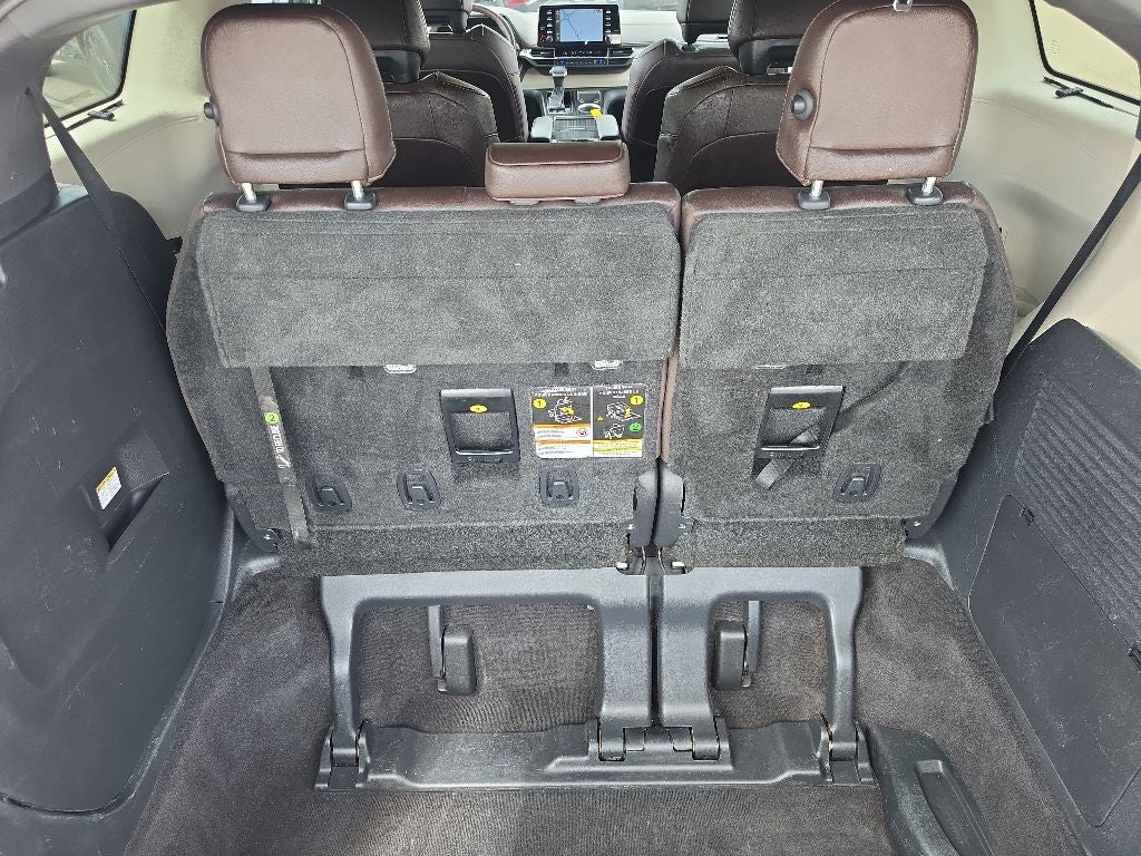 2021 Toyota Sienna Platinum 7 Passenger