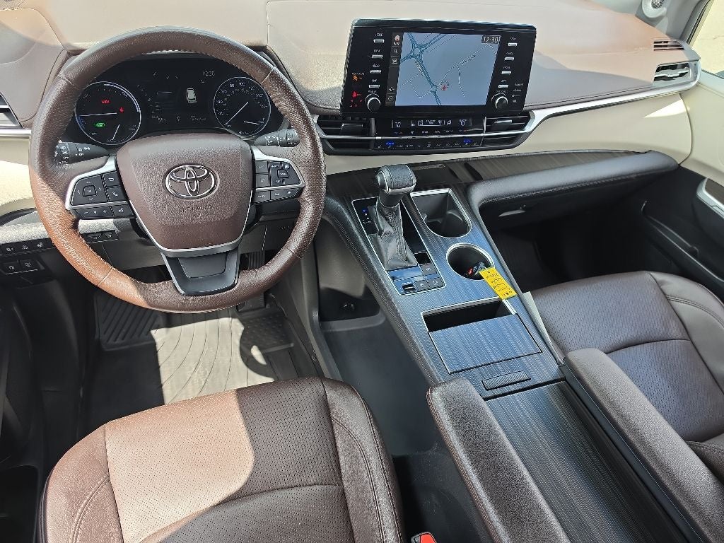 2021 Toyota Sienna Platinum 7 Passenger