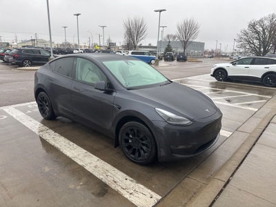 2024 Tesla Model Y Long Range