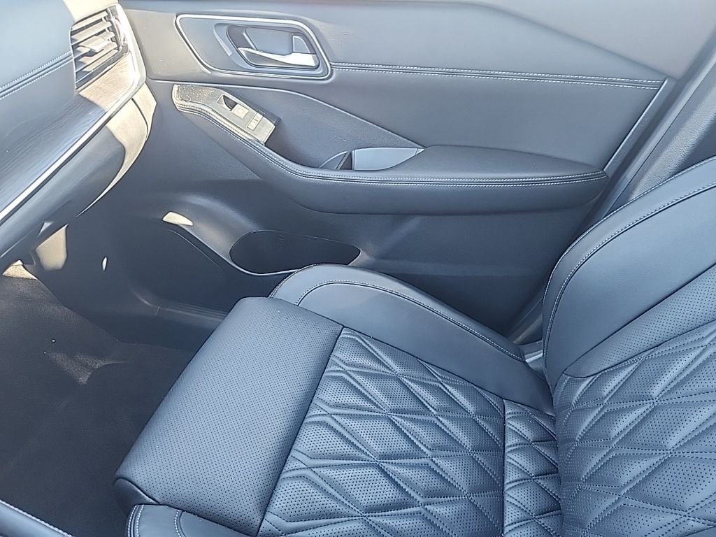 2022 Nissan Rogue Platinum