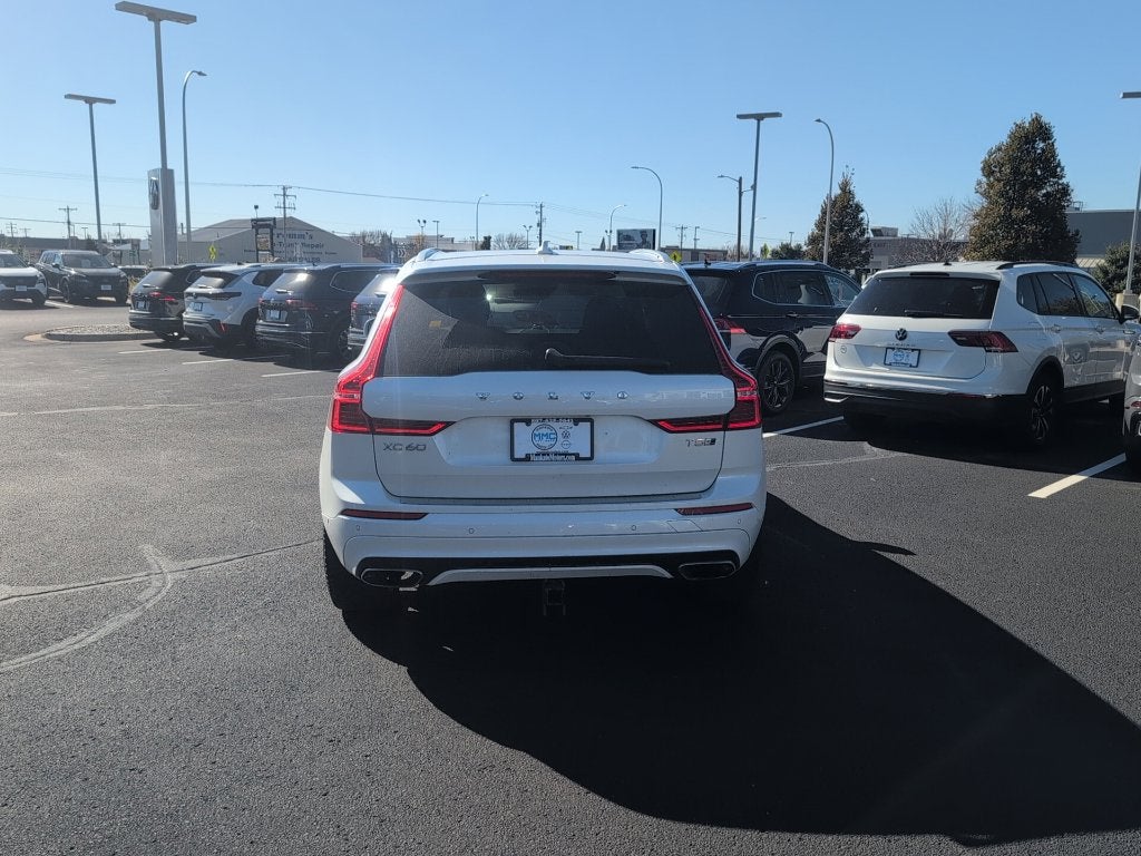 2019 Volvo XC60 T5 R-Design