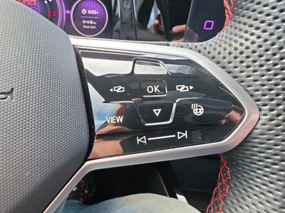 2024 Volkswagen Golf GTI SE