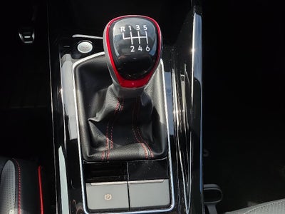 2024 Volkswagen Golf GTI SE