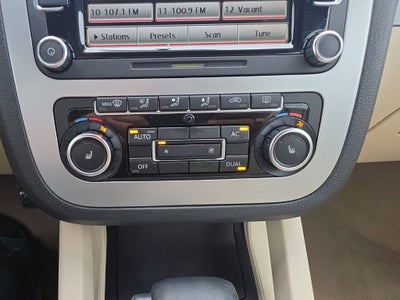 2010 Volkswagen Eos Komfort Edition