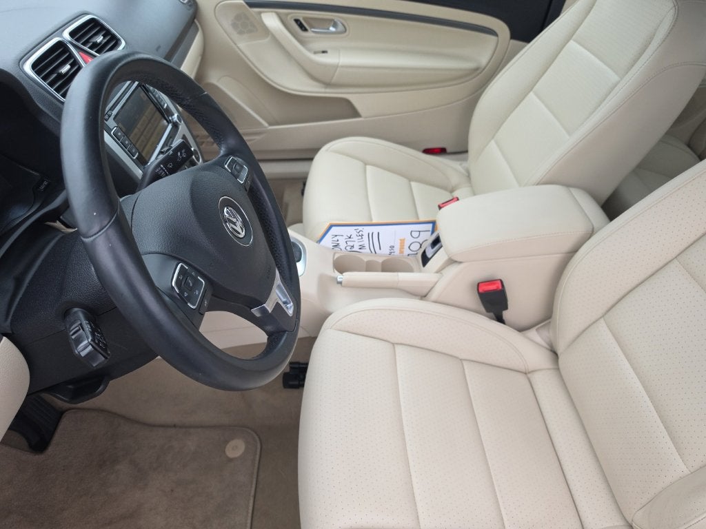 2010 Volkswagen Eos Komfort Edition
